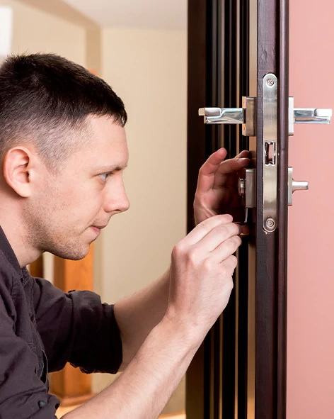 : Professional Locksmith For Commercial And Residential Locksmith Services in Aliso Viejo, CA