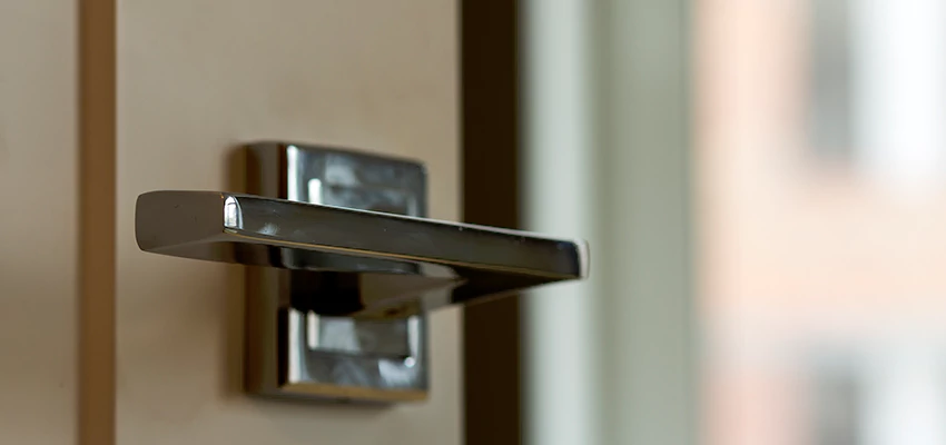Door Lever Knob Repair in Aliso Viejo, California